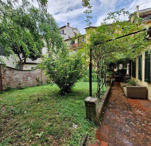 appartamento in vendita a Firenze in zona Centro San Frediano