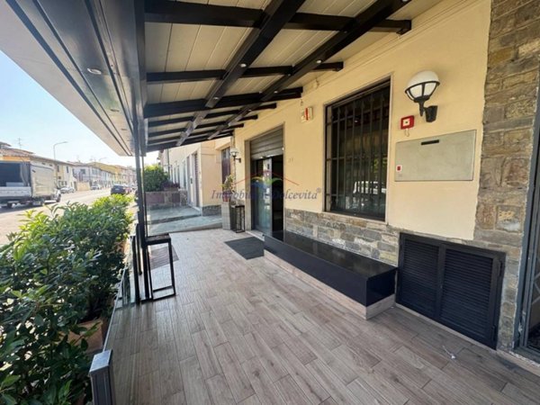 negozio in vendita a Firenze in zona Legnaia