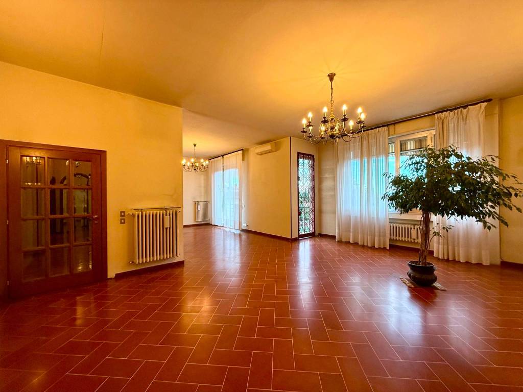 appartamento in vendita a Firenze in zona Serpiolle