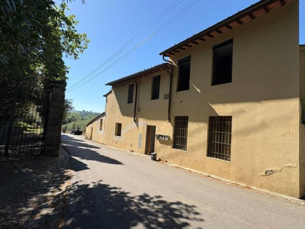 appartamento in vendita a Firenze in zona Galluzzo