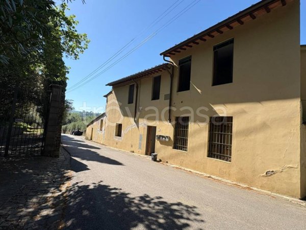 appartamento in vendita a Firenze in zona Galluzzo