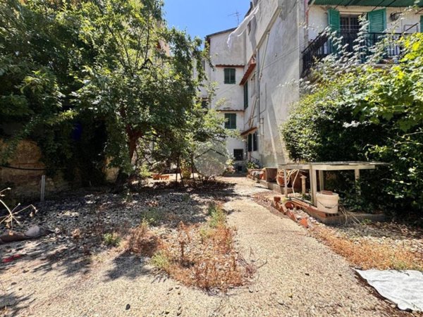 appartamento in vendita a Firenze in zona Soffiano