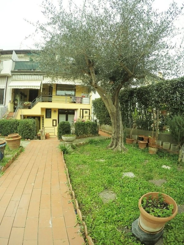 appartamento in vendita a Firenze in zona Galluzzo