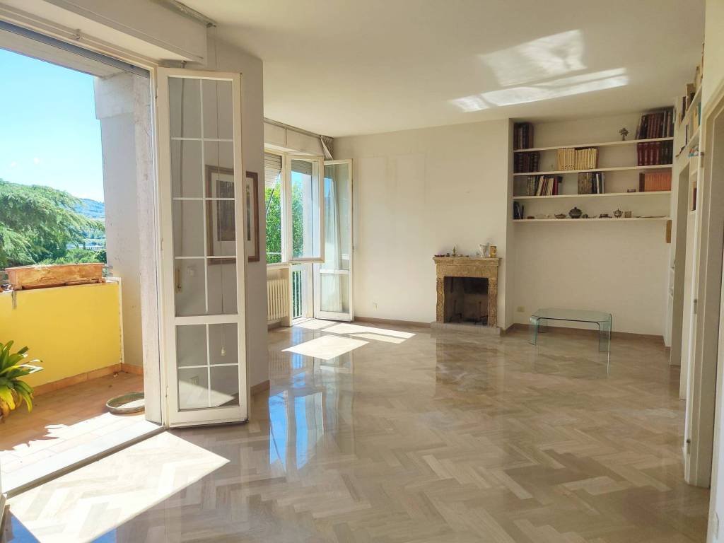 appartamento in vendita a Firenze in zona Rovezzano