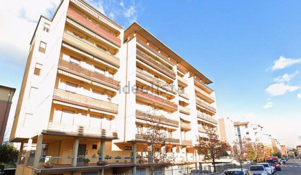 appartamento in vendita a Firenze in zona Isolotto