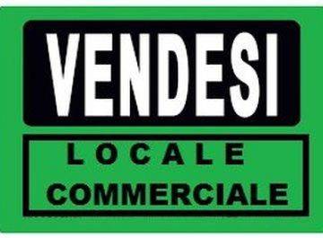 negozio in vendita a Firenze in zona Novoli