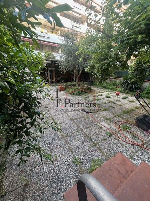 appartamento in vendita a Firenze in zona Soffiano