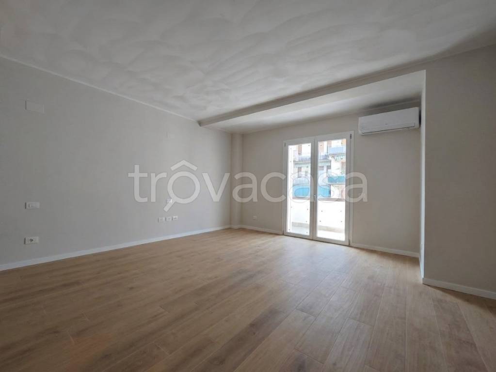 appartamento in vendita a Firenze in zona Isolotto