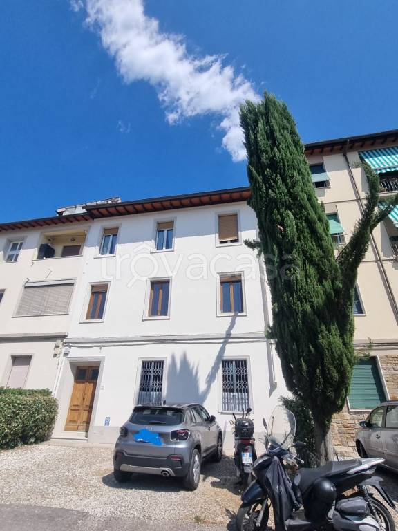 appartamento in vendita a Firenze in zona Coverciano
