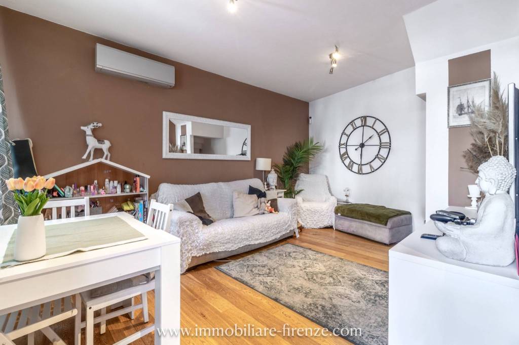 casa indipendente in vendita a Firenze in zona Campo di Marte