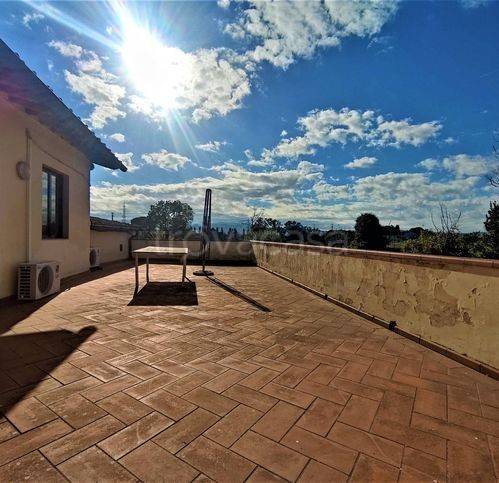 appartamento in vendita a Firenze in zona Legnaia