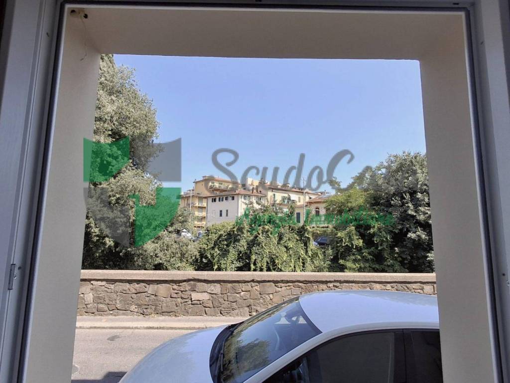 appartamento in vendita a Firenze in zona Campo di Marte