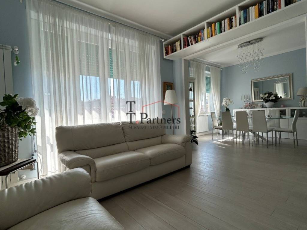 appartamento in vendita a Firenze in zona Campo di Marte