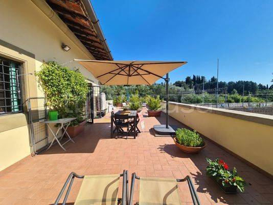 appartamento in vendita a Firenze in zona Rovezzano