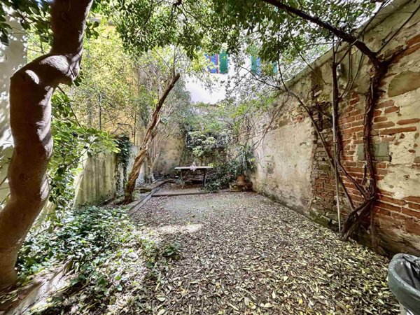 appartamento in vendita a Firenze in zona Centro Santa Croce