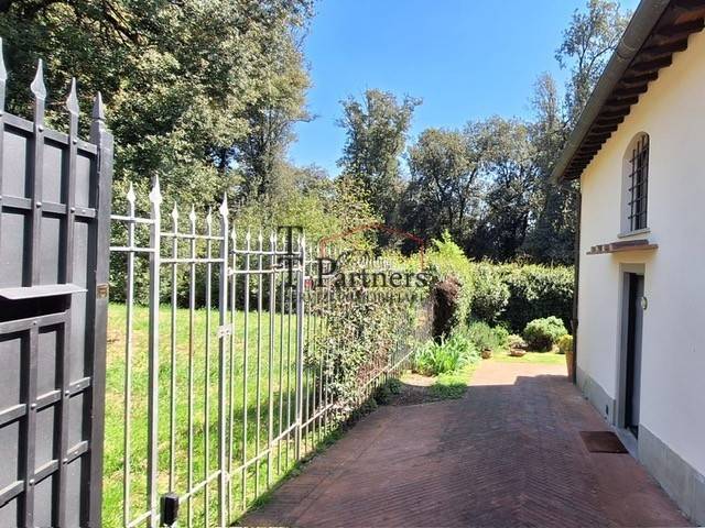 casa indipendente in vendita a Firenze in zona Le Cure