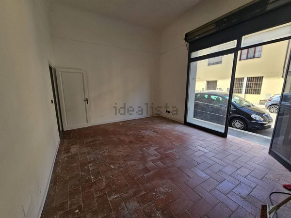 ufficio in vendita a Firenze in zona Ponte a Greve