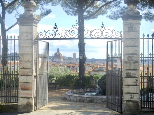 appartamento in vendita a Firenze in zona Le Cure