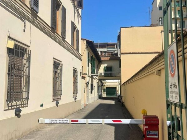 appartamento in vendita a Firenze in zona Campo di Marte