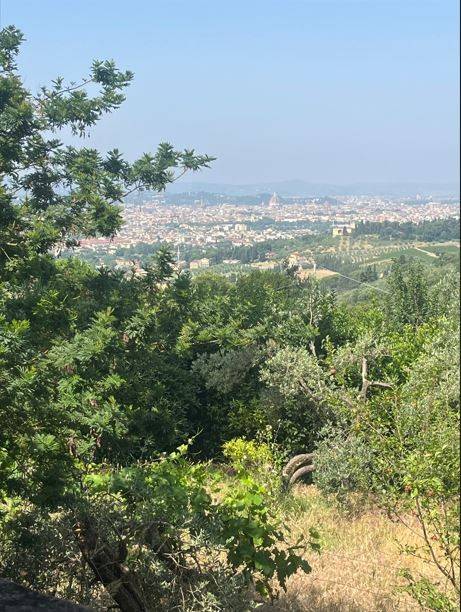 casa indipendente in vendita a Firenze in zona Settignano