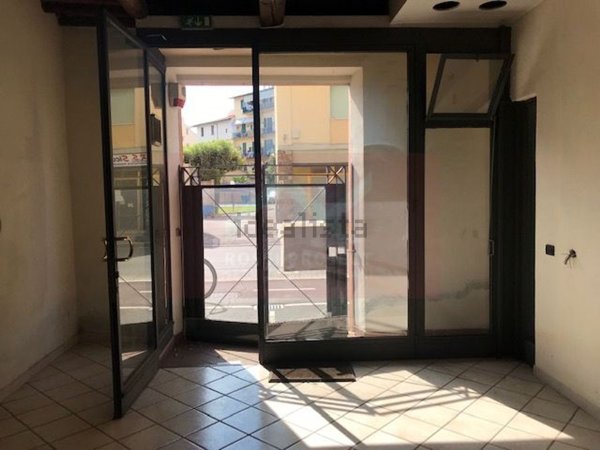 locale commerciale in vendita a Firenze in zona Gavinana