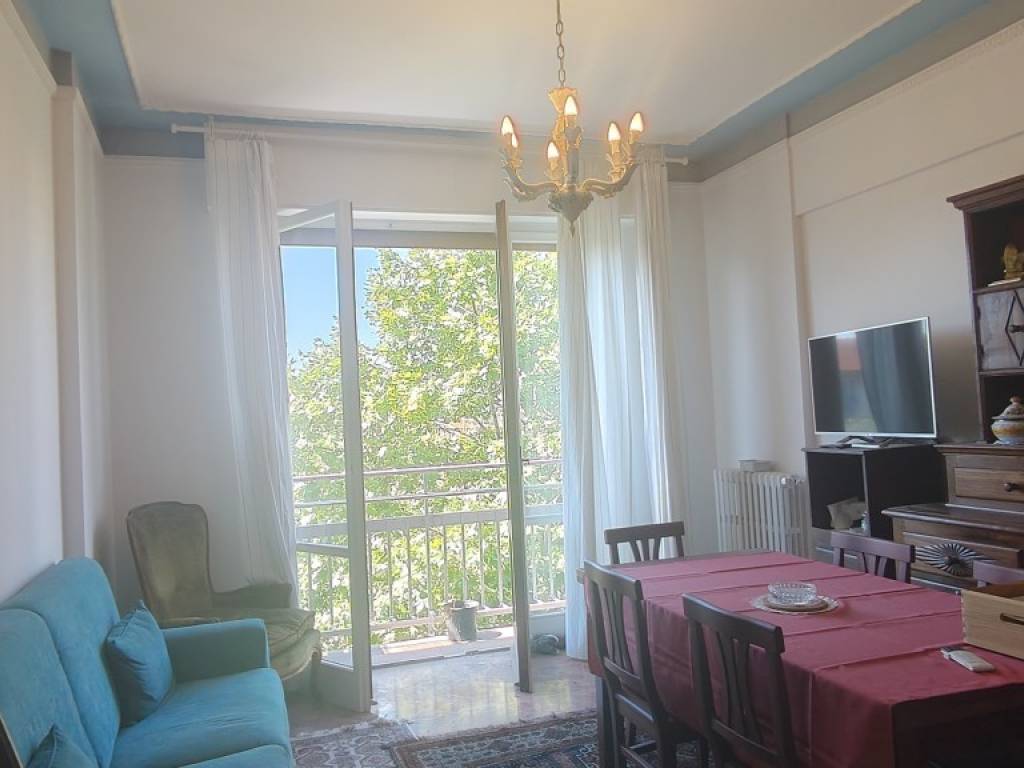 appartamento in vendita a Firenze in zona Campo di Marte