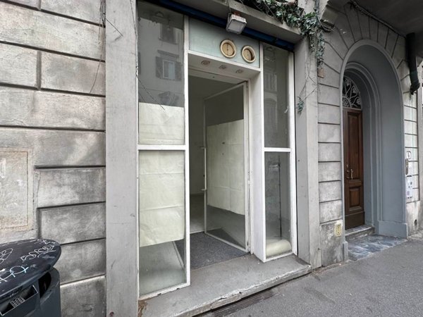 negozio in vendita a Firenze in zona Campo di Marte