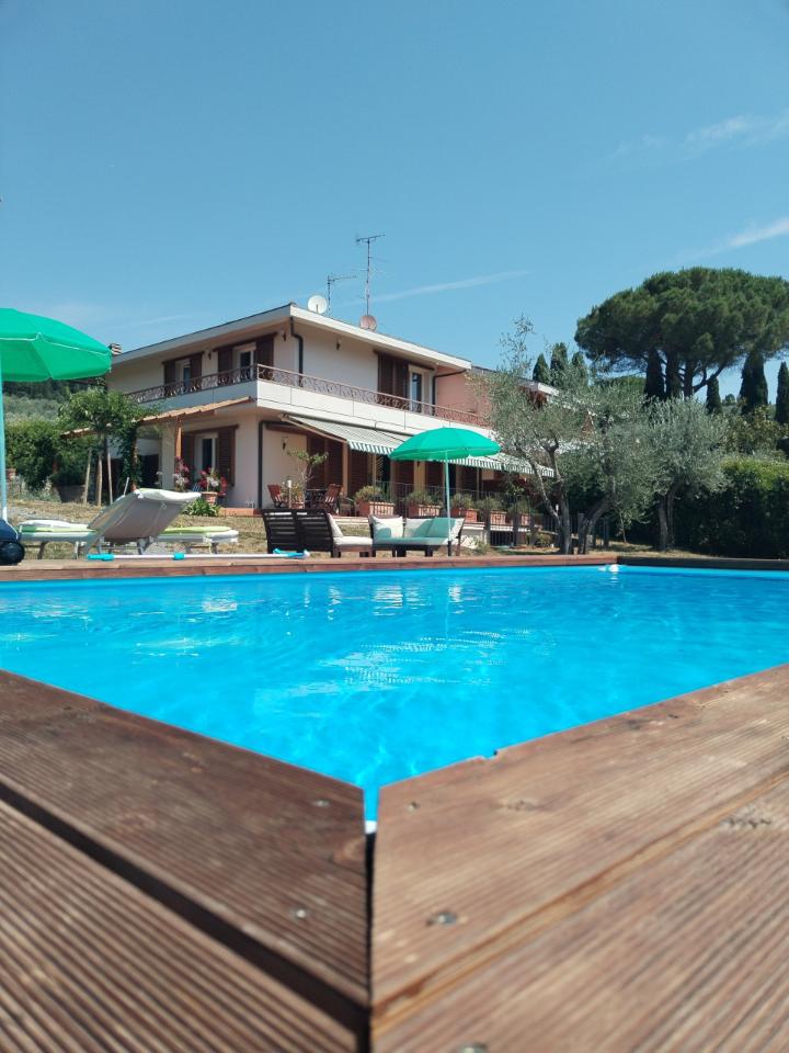casa indipendente in vendita a Firenze in zona Settignano