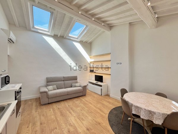 appartamento in vendita a Firenze in zona Centro Santa Maria Novella