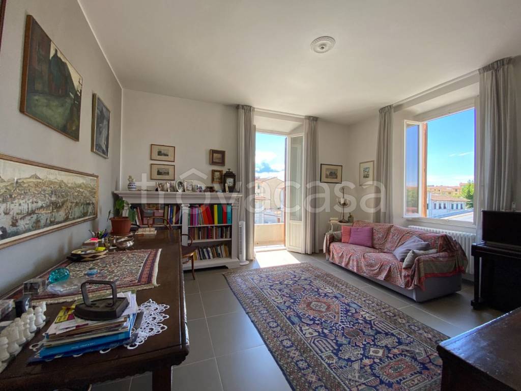 appartamento in vendita a Firenze in zona Campo di Marte