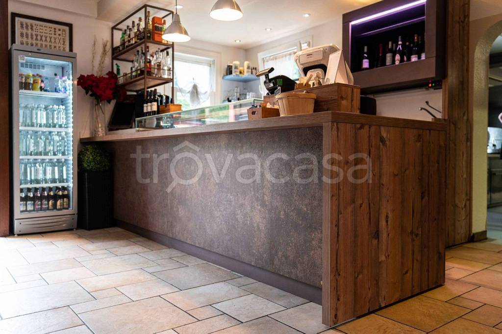 negozio in vendita a Firenze in zona Novoli