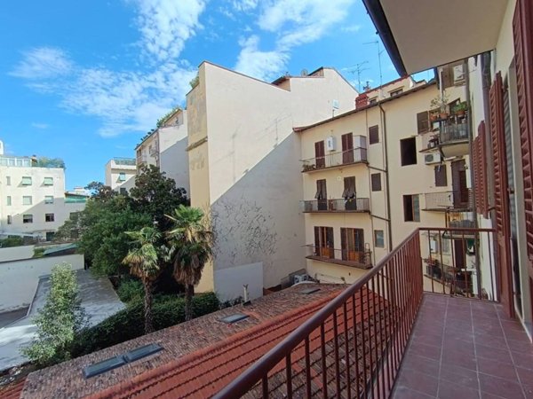 appartamento in vendita a Firenze in zona Campo di Marte