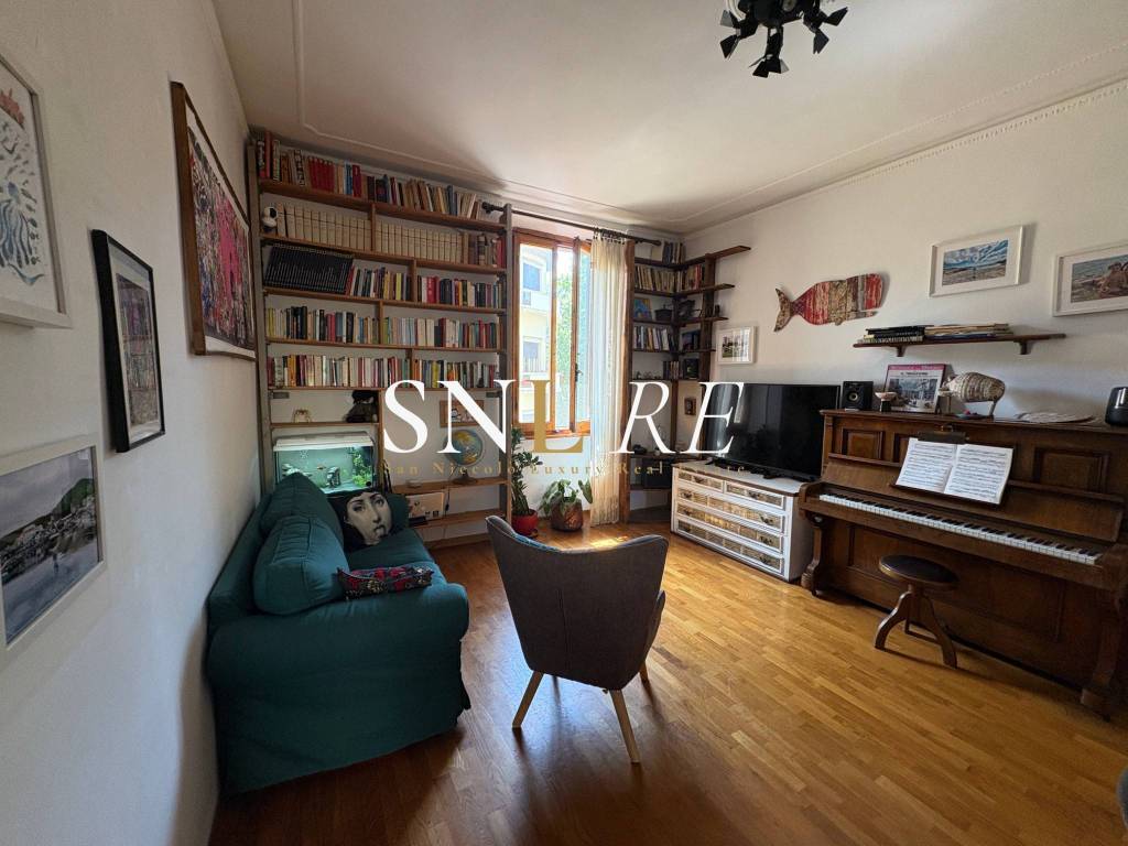 appartamento in vendita a Firenze in zona Campo di Marte