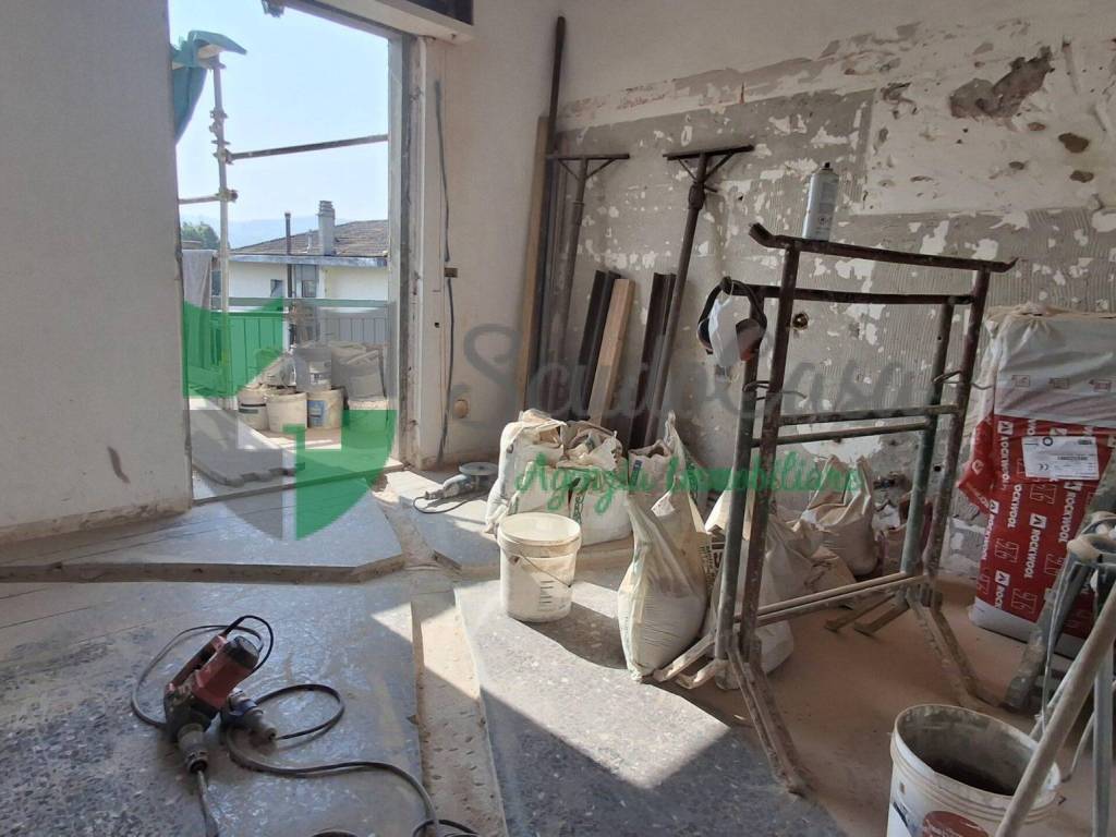 appartamento in vendita a Firenze in zona Settignano