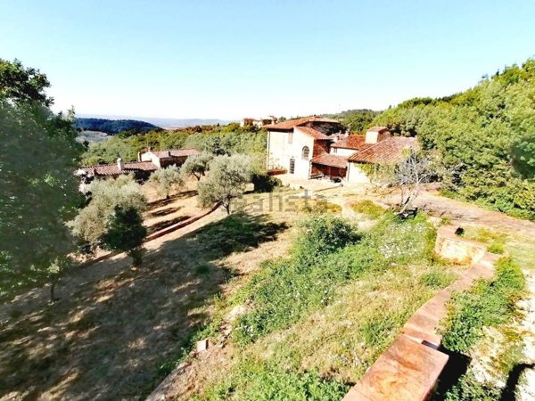 casale in vendita a Firenze in zona Serpiolle