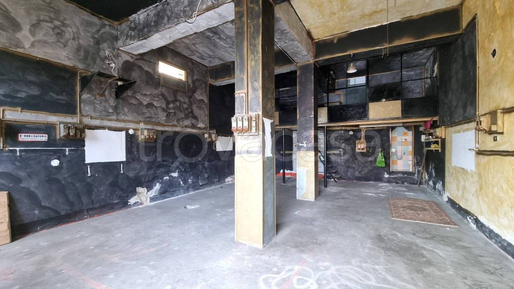 negozio in vendita a Firenze in zona Careggi