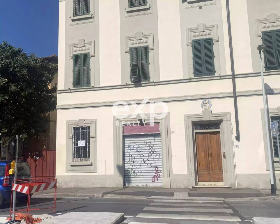 negozio in vendita a Firenze in zona Careggi