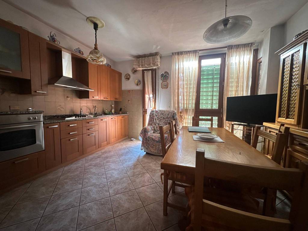 appartamento in vendita a Firenze in zona Isolotto