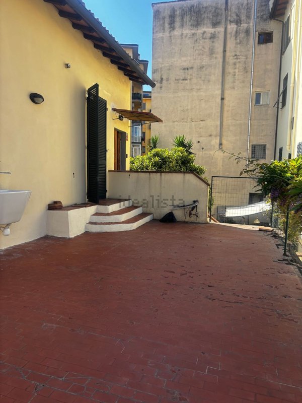 appartamento in vendita a Firenze in zona Statuto