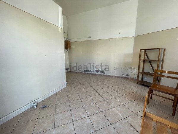 locale commerciale in vendita a Firenze in zona Soffiano