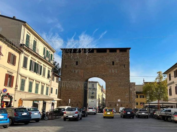 negozio in vendita a Firenze in zona Centro San Frediano