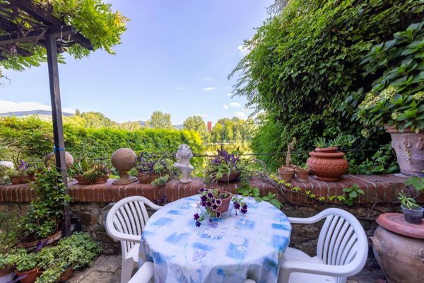 appartamento in vendita a Firenze in zona Rovezzano