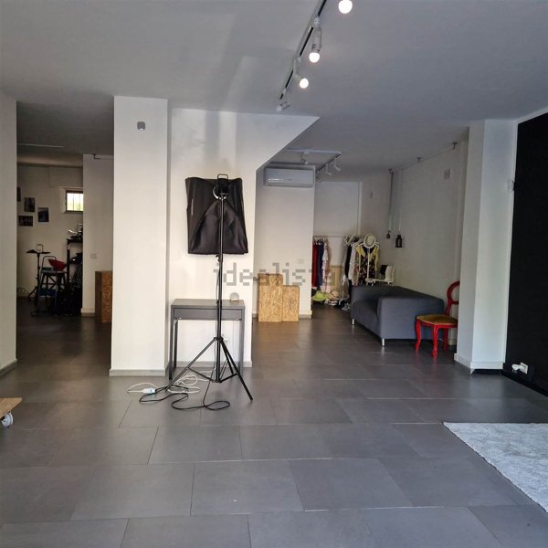 ufficio in vendita a Firenze in zona Novoli