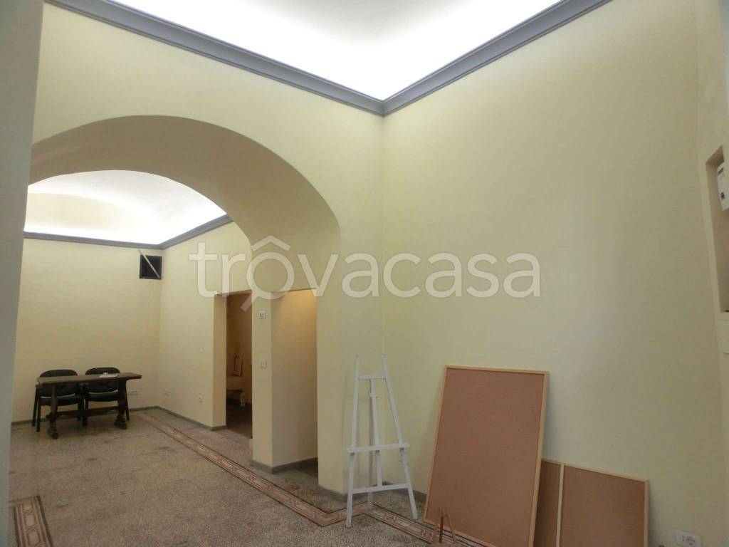 negozio in vendita a Firenze in zona Centro Santa Croce