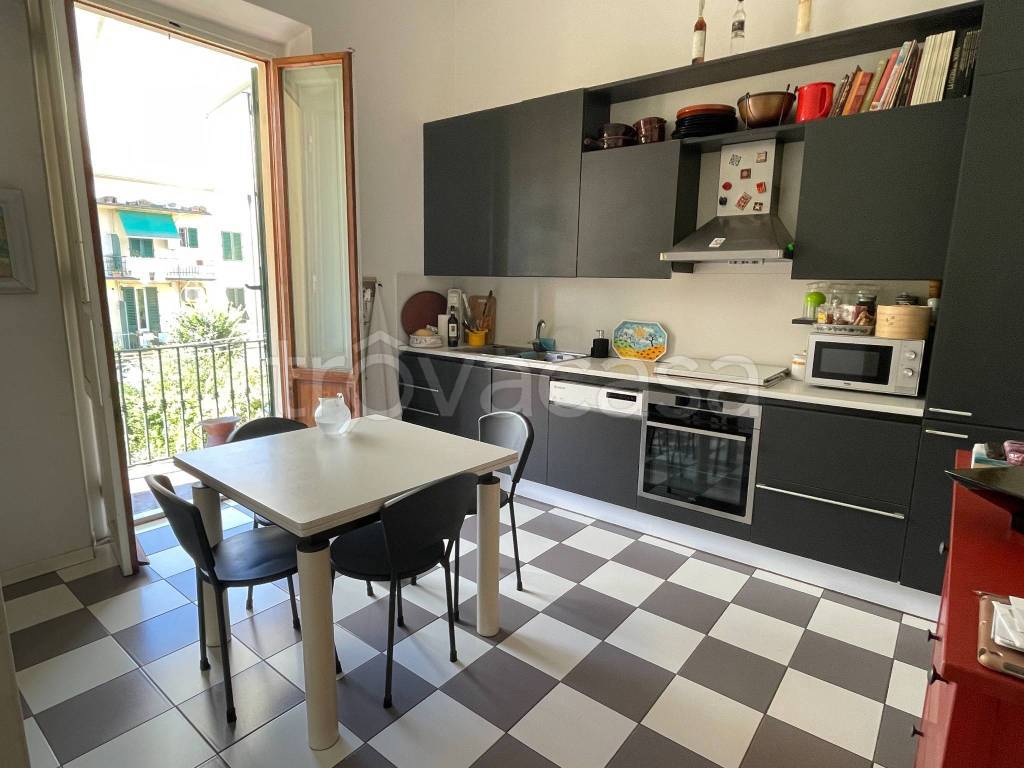 appartamento in vendita a Firenze in zona Le Cure