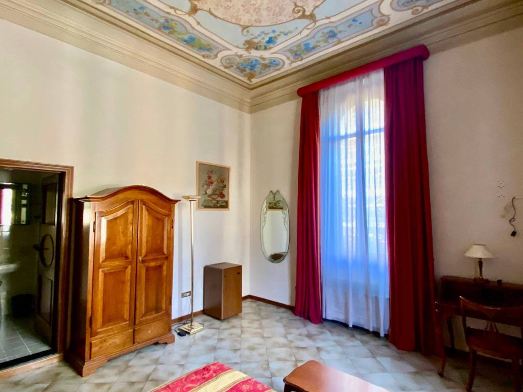 negozio in vendita a Firenze in zona Porta Romana