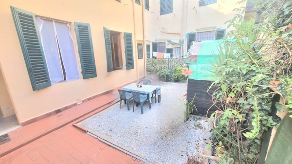 appartamento in vendita a Firenze in zona Campo di Marte