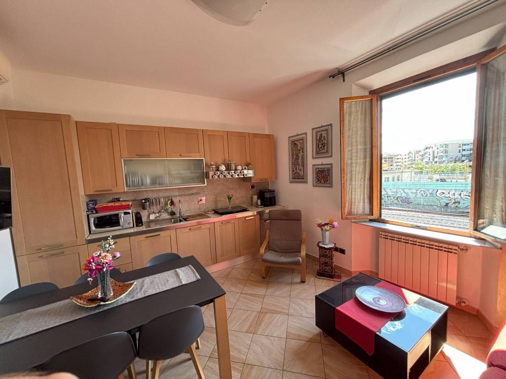 appartamento in vendita a Firenze in zona Serpiolle