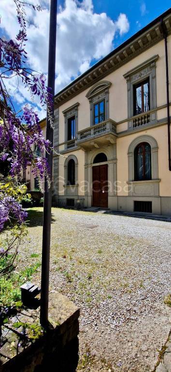 negozio in vendita a Firenze in zona Porta Romana