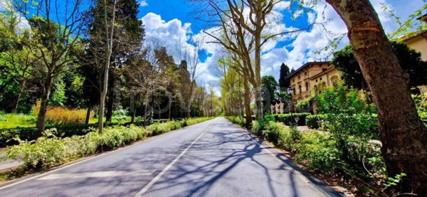 negozio in vendita a Firenze in zona Porta Romana